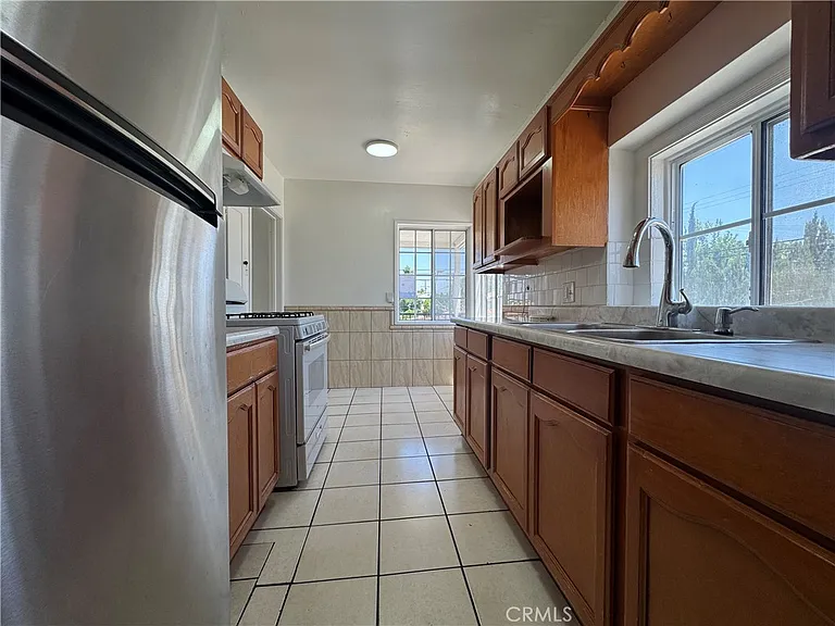 3464 1/2 Duane Way #1/2 — Photo 3
