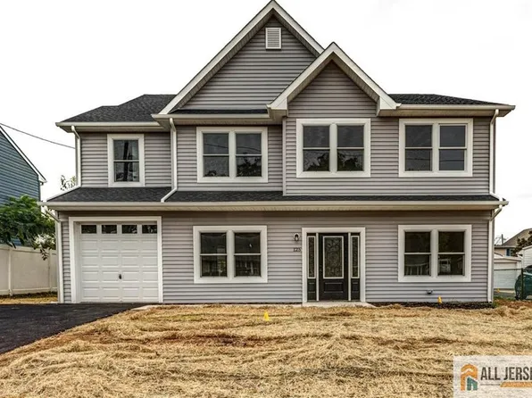 125 Idlewild Rd, Edison, NJ 08817