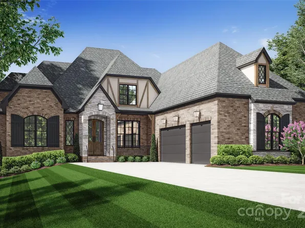 613 Deodar Cedar Dr, Matthews, NC 28104