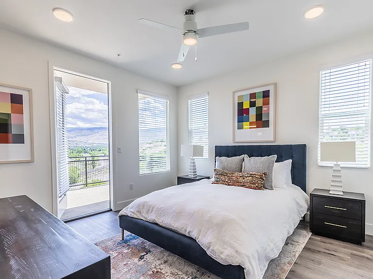 The Retreat Luxury Apartments — Photo 33