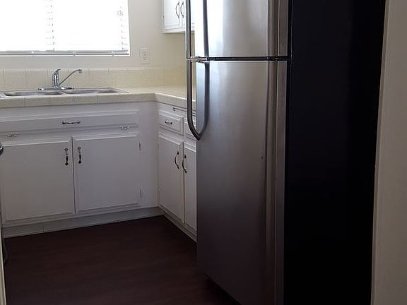 3rd image of 4128 Wabash Ave APT 22