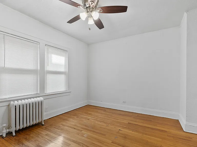 264 Laurelton Blvd #2 — Photo 5