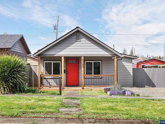 2nd image of 2385 5th St NE