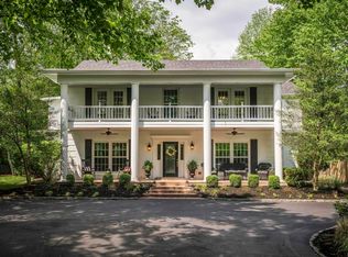 1400 Cold Springs Rd, Anchorage, KY 40223