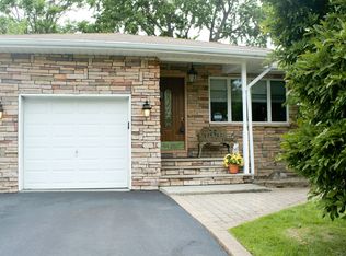 333 Sherwood Dr, Keyport, NJ