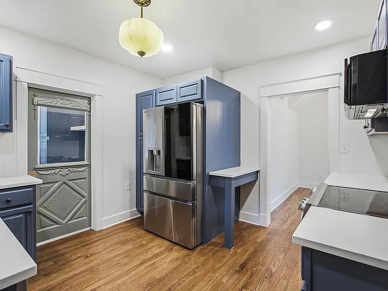 4724 Delmar St — Photo 24