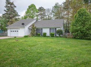 607 Woodberry Ct, Fletcher, NC 28732