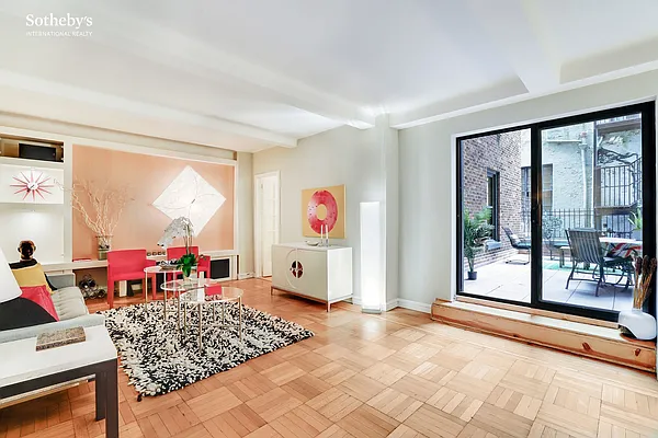 Sold by Sotheby's International Realty | media 2