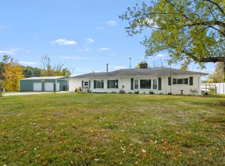 11802 Floria Rd, Delton, MI 49046