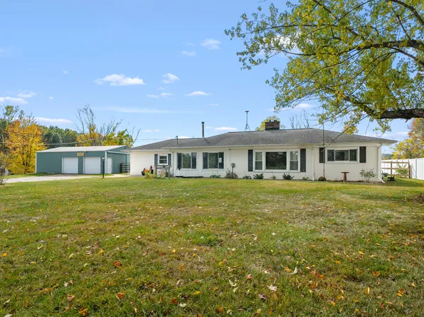 11802 Floria Rd, Delton, MI 49046