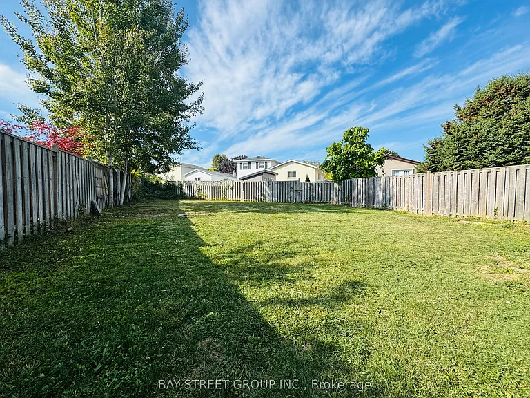 1448 Outlet Dr #1 — Photo 25