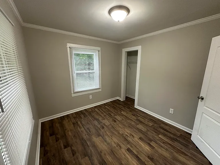 416 Airline Ave — Photo 4