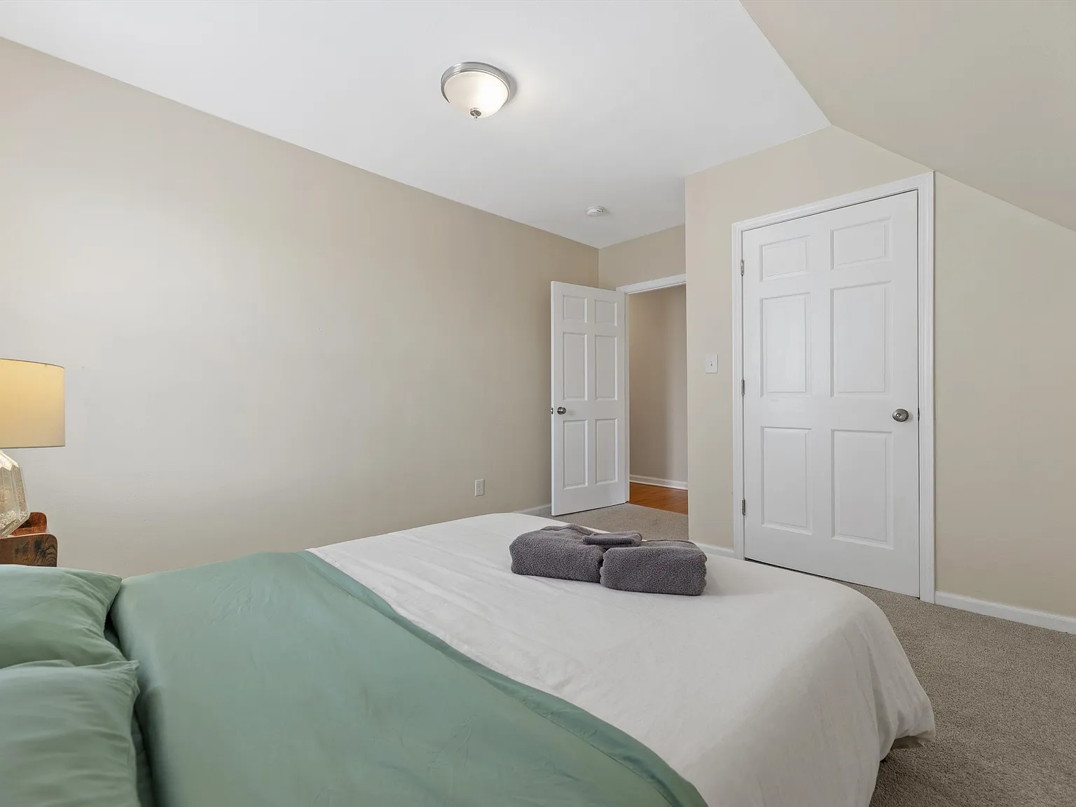3 bed, 1459 sqft, $3,000 — Photo 1