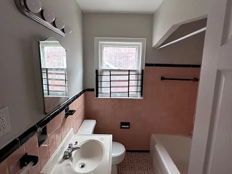 11494 Wayburn St — Photo 6