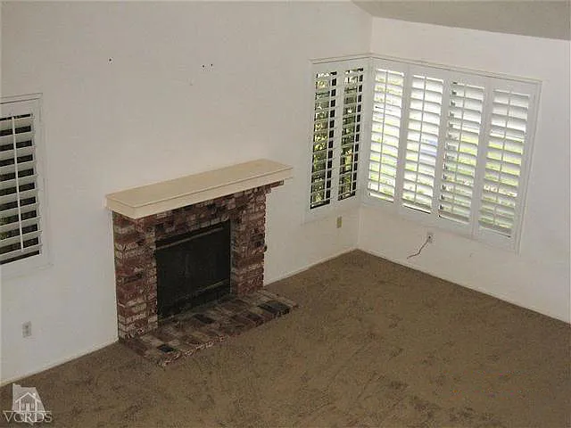 523 N Park Springs Ct — Photo 5