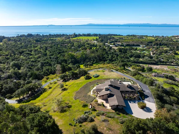 450 Lambert Rd, Carpinteria, CA 93013