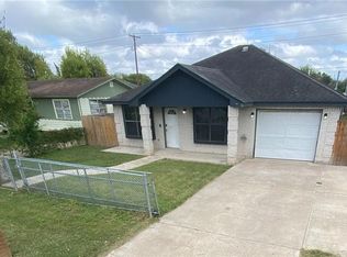 922 N B St, Harlingen, TX 78550
