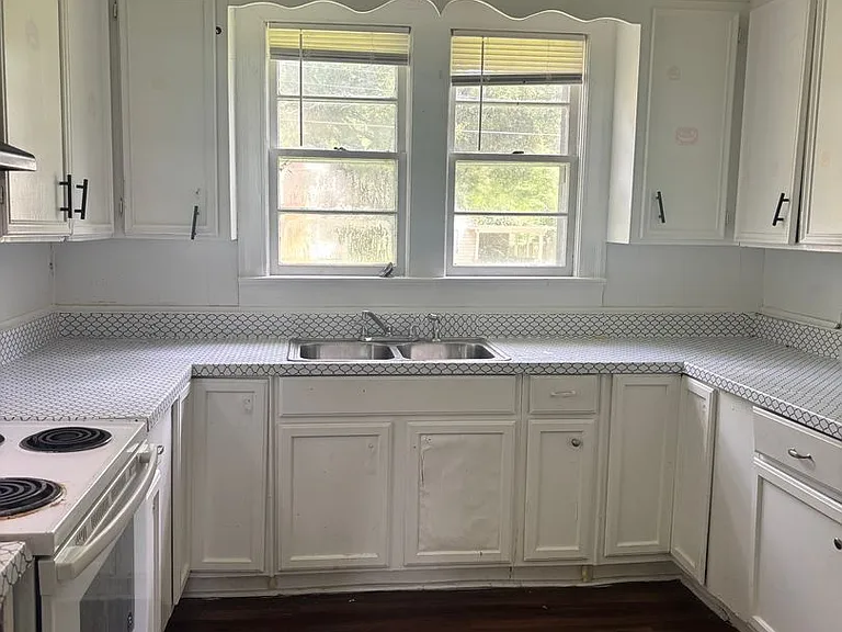 267 W Leavell Woods Dr — Photo 4
