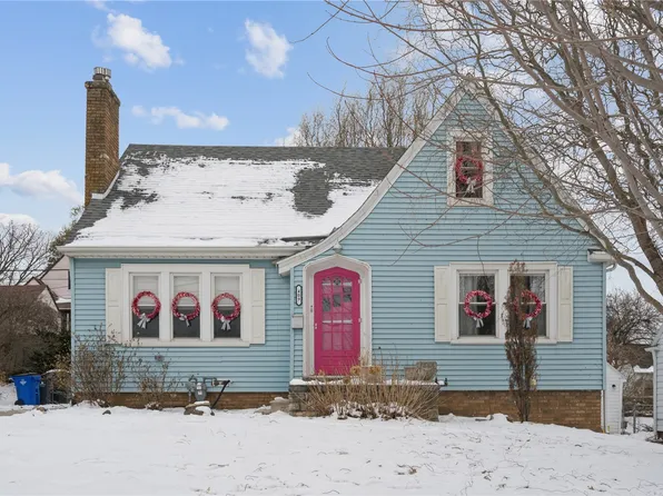 409 20th St NE, Cedar Rapids, IA 52402