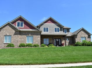 129 Windridge Rd, Valparaiso, IN 46385