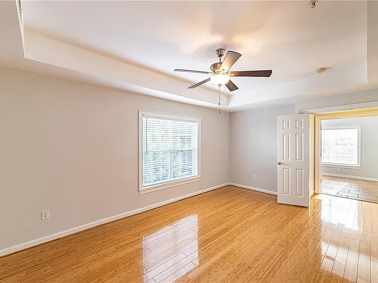 3275 Lenox Rd NE #214 — Photo 31