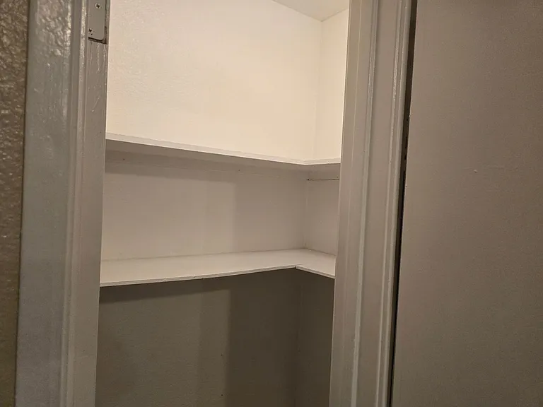 1724 Breckenwood Ct — Photo 18