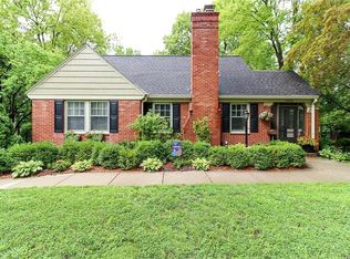 1942 S Lake Dr, Independence, MO 64055