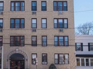 42 Van Wagenen Ave APT 21, Jersey City, NJ