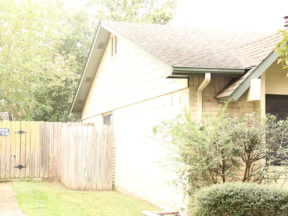 4th image of 4915 Gretna Green Dr