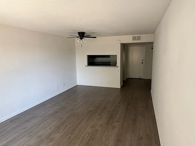 5453 Lemon Grove Ave — Photo 5