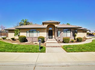 1234 SW Cedar Ln, Lemoore, CA 93245
