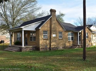 280 W 4th St, Booneville, AR 72927