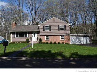 103 Dunn Rd, Hamden, CT 06518