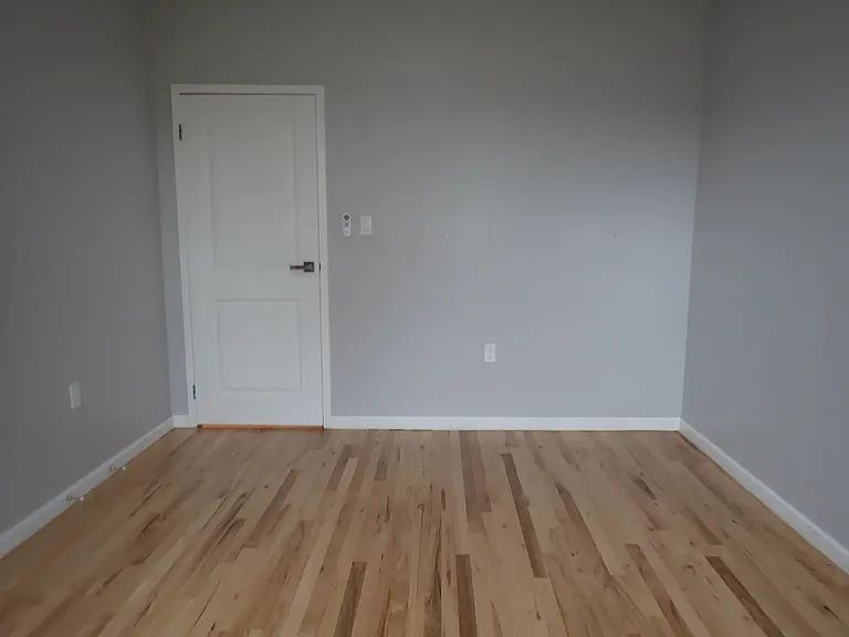 982 Dumont Ave #2 — Photo 9