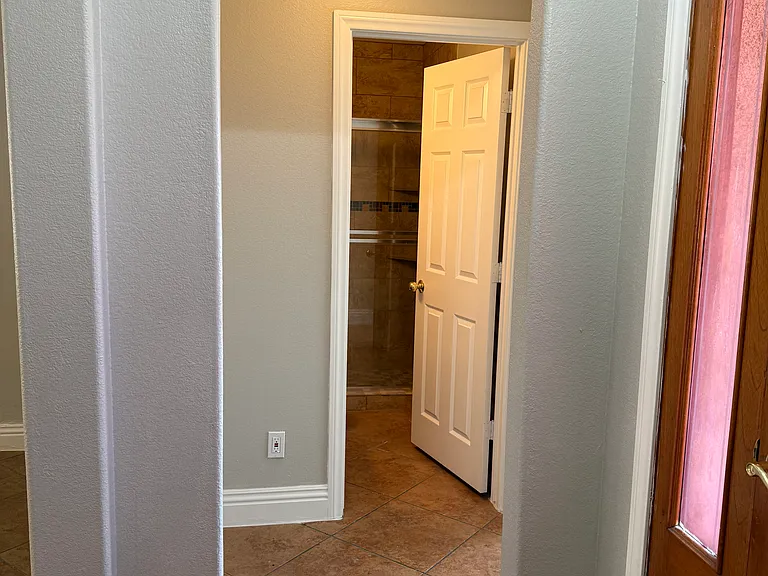 4820 Patterson Ave — Photo 3