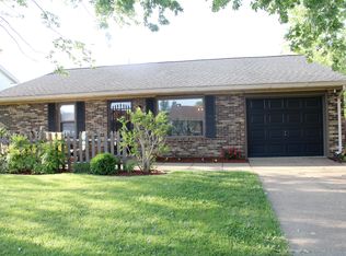 4208 Oxmoor Rd, Evansville, IN 47715