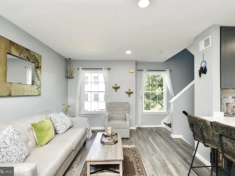 22908 Regent Ter — Photo 23