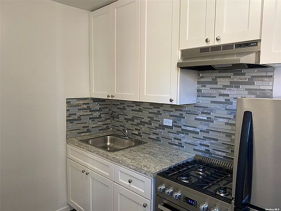 2nd image of 14227 Barclay Ave APT 306