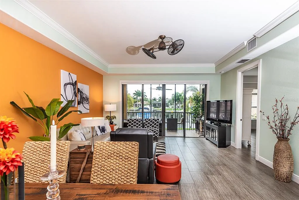 2 bed, 1477 sqft, $4,500 — Photo 4