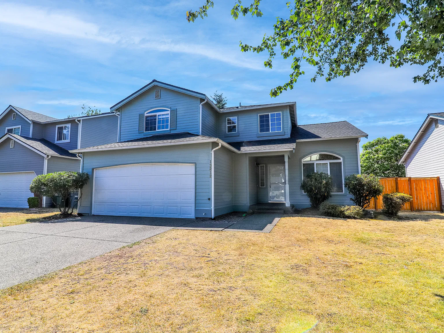 3 bed, 2.5 bath, 2000 sqft, $2,895 — Photo 2