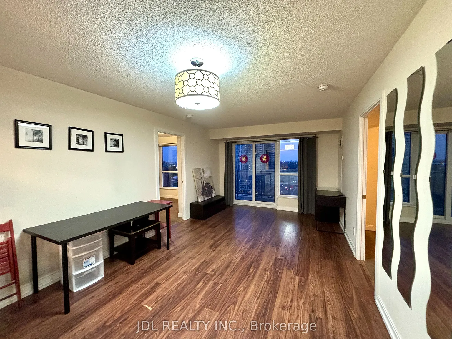 2 bed, $2,500 — Photo 2