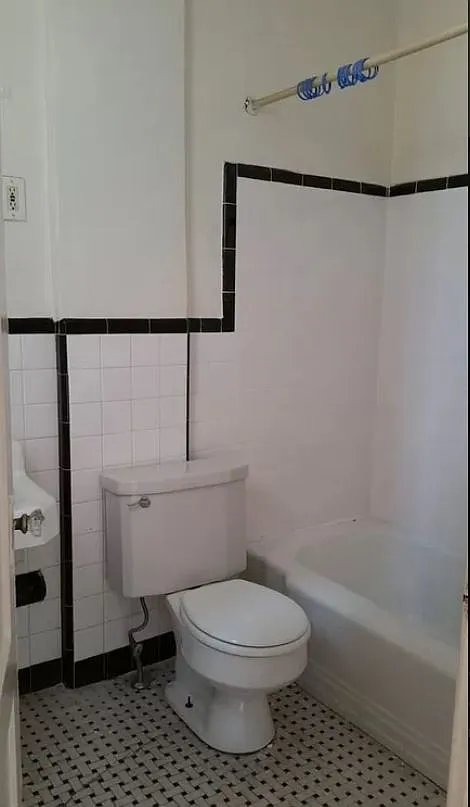 3416 Powelton Ave — Photo 2