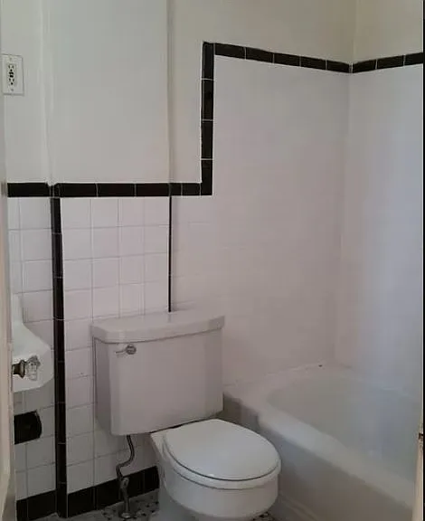 3416 Powelton Ave #1 — Photo 2