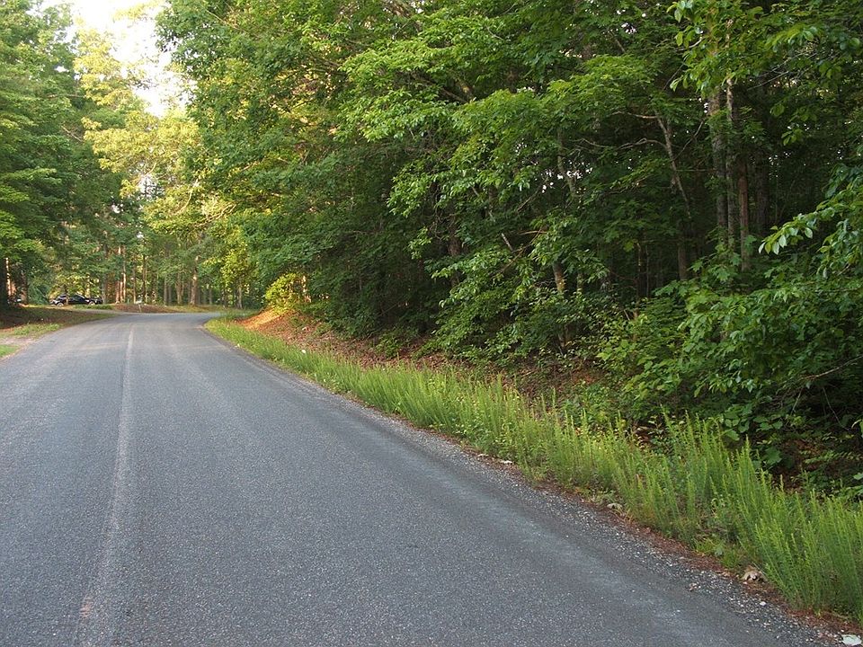 2nd image of 639 Towler Rd #7