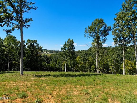 4th image of 35 Graystone Shls Lot 35