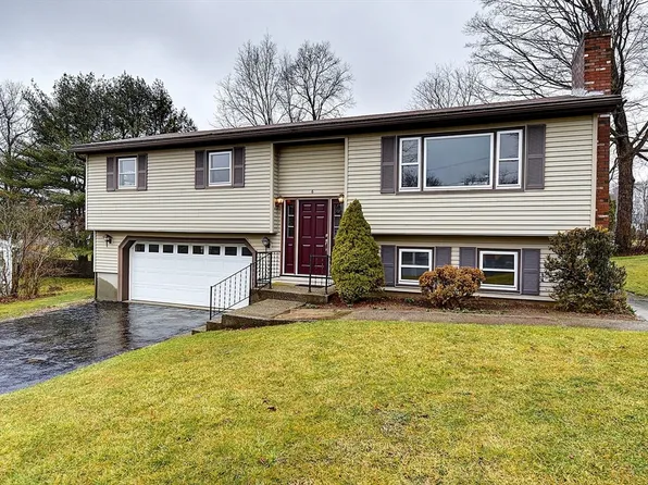 6 Sears Ave, Webster, MA 01570