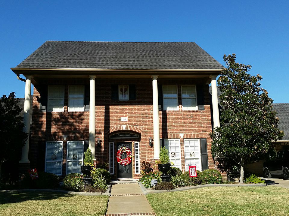 1st image of 209 Wildrose Dr