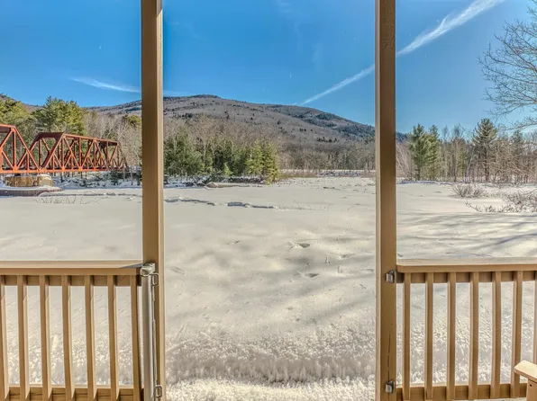 20 Crossing Drive #104, Woodstock, NH 03293