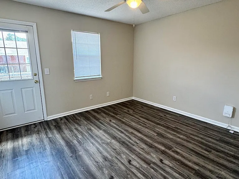 1293 Park West Dr #9 — Photo 12