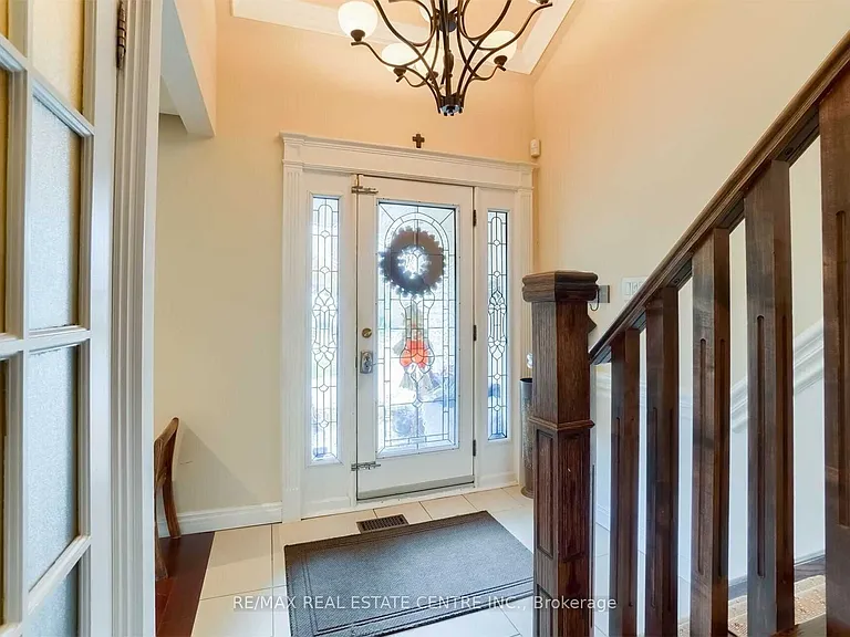 41 Clearside Pl — Photo 2
